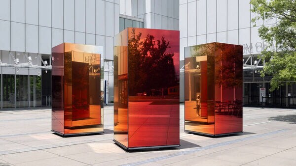Artfully Rotating Glass Pillars: Sebine Marcelis Created the Panorama ...