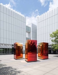 Artfully Rotating Glass Pillars Image 3
