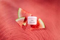 24 Hour Gel Moisturizers Image 4