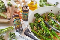 Chili Crunch Seasoning Blends Image 1