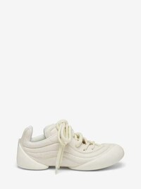 Soft Visual Delicate Sneakers Image 3