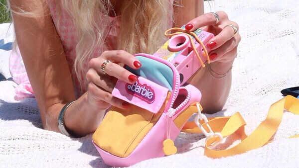 Retro Doll-Themed Cameras : Barbie Film Camera Retro Doll-Themed Cameras : Barbie Film Camera