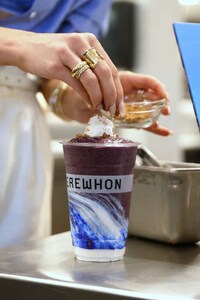 Blueberry Cobbler Smoothies Image 2