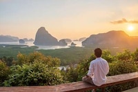 Solo Travel Bundles