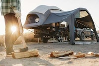 Expanding 10-Person Camping Trailers Image 7