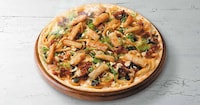Wheat Noodle-Topped Pizzas Image 2