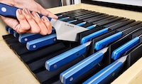 Magnetic D2C Knife Blocks Image 2
