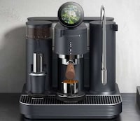 Contactless Control Espresso Makers Image 3