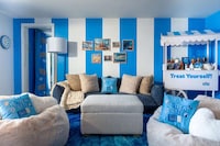 End-of-Summer Getaway Suites Image 2