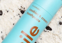 Chocolate-Vanilla Toothpastes Image 2