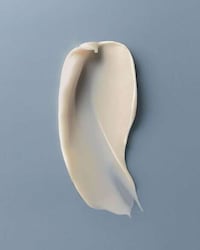 Soft-Blur Priming Moisturizers Image 1