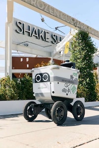 Autonomous QSR Meal Deliveries Image 2