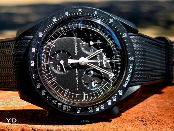 Space Exploration-Inspired Watches : black snoopy moonswatch Space Exploration-Inspired Watches : black snoopy moonswatch