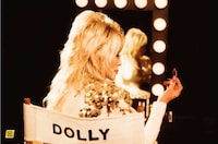 Country Star Lipstick Lines Image 1