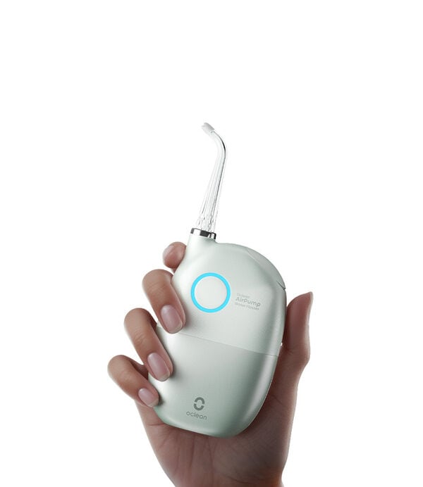 Portable Teeth-Cleaning Capsules
