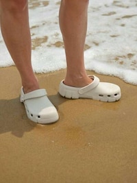 Ventilated Heel-Strapped Clogs Image 2