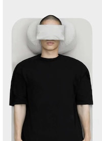 Luxurious Minimalist Meditation Kits Image 2