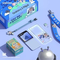 Space-Themed Flip Phone Sets Image 1