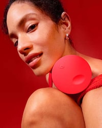 Delicately Scented Body Cremes Image 4
