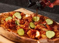 Sweet-Heat Chicken Pizzas Image 1