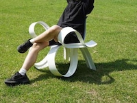 Curved Line-Formed Functional Chairs Image 2