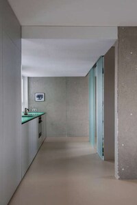 Reflective Surface German Apartments Image 1