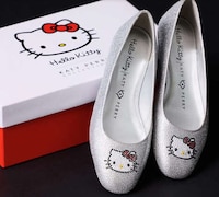 Celebrity-Inspired Cartoon Heels Image 1