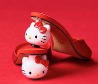 Celebrity-Inspired Cartoon Heels Image 3