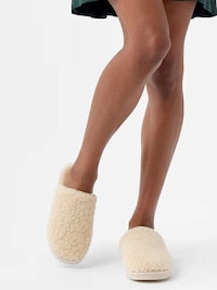Ultra-Cozy Sheep Slippers Image 1