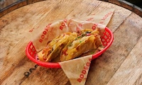 Vegetarian-Friendly Crispy Tacos Image 3
