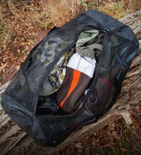 Quick-Dry Mesh Duffle Bags Image 7
