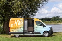 Convertible Commercial RV Vans Image 2