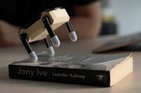 Programmable Pocket-Sized Robots Image 1