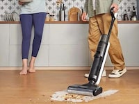 Triple-Cleaning Cordless Vacuums Image 2