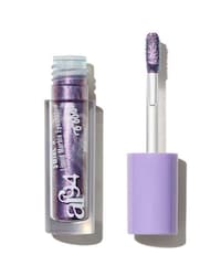 Marble-Effect Liquid Eyeshadows Image 1