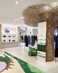 Artfully Inspired Fashion Retailers Image 3
