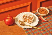 Single-Serve Caramel Apple Cheesecakes Image 1