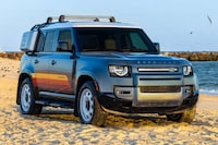 Limited-Edition Surf Culture SUVs Image 1