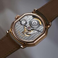 Rose Gold Luxurious Wristwatches Image 1
