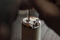 Rose Gold Luxurious Wristwatches Image 3