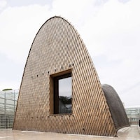 Botanical Visitor Pavilions Image 3