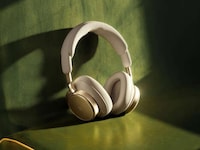 Minimal Premium Leather Headphones Image 3
