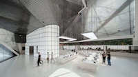 Irregular Pyramid-Shaped Retailers Image 2