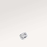 Adventure-Inspired Jewelry Collections Image 1