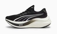 Marathon Season-Ready Footwear Image 3