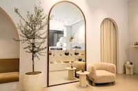 Chic Footwear Retail Expansions Image 6