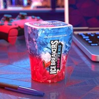 Refreshing Flavor-Changing Gums Image 1