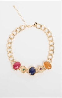 Vintage-Inspired Jewelry Image 7