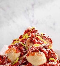 American-Themed Pizzeria Dishes Image 1