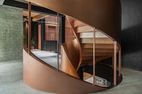 U-Shaped Atrium Hotels Image 3